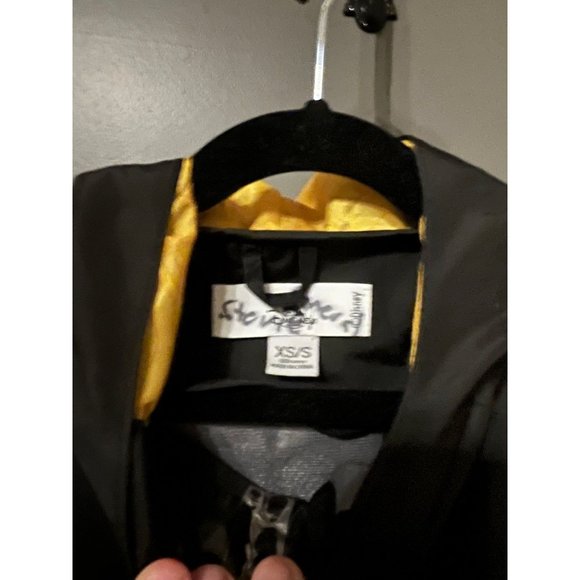 Size small Xs women’s disney Mickey Mouse rain poncho jacket - Picture 3 of 3